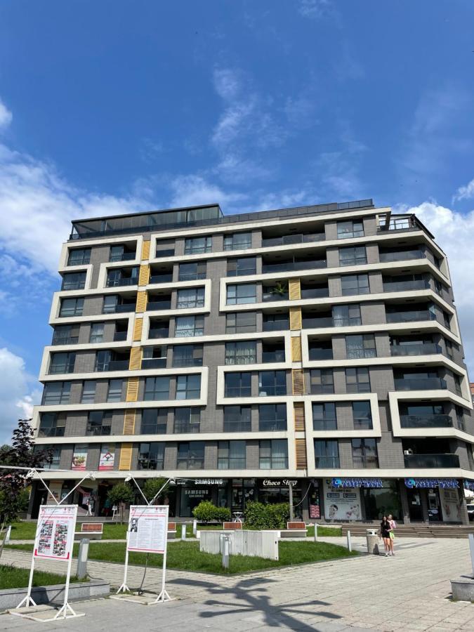 Felicity Super Central Apartment Бургас Екстериор снимка